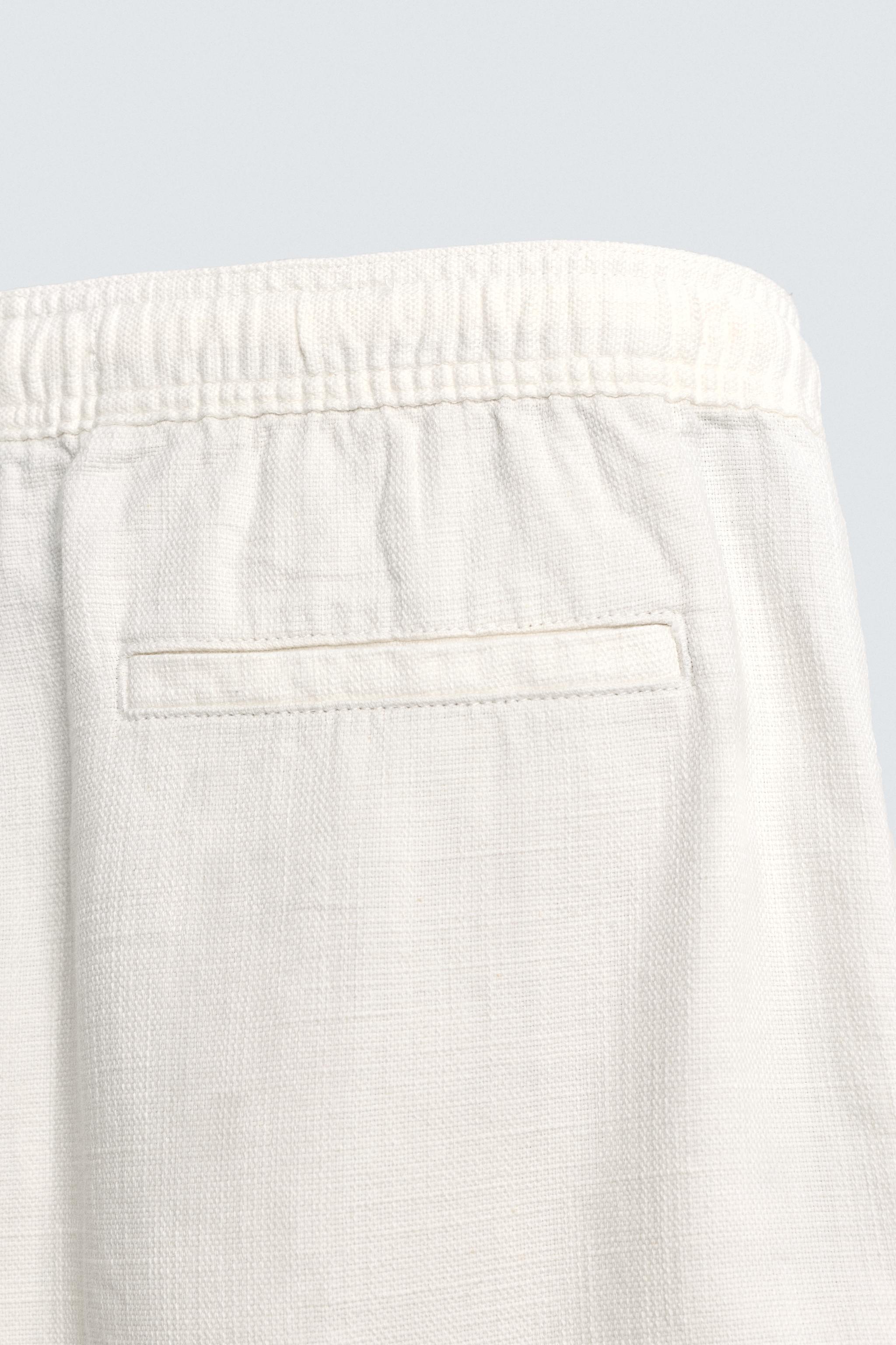 REGULAR FIT TEXTURED SHORTS